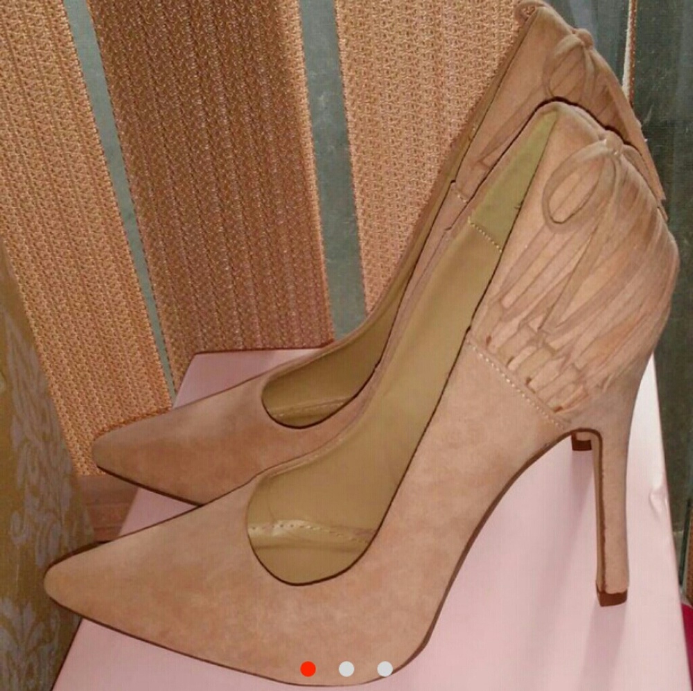 Blush pink pumps